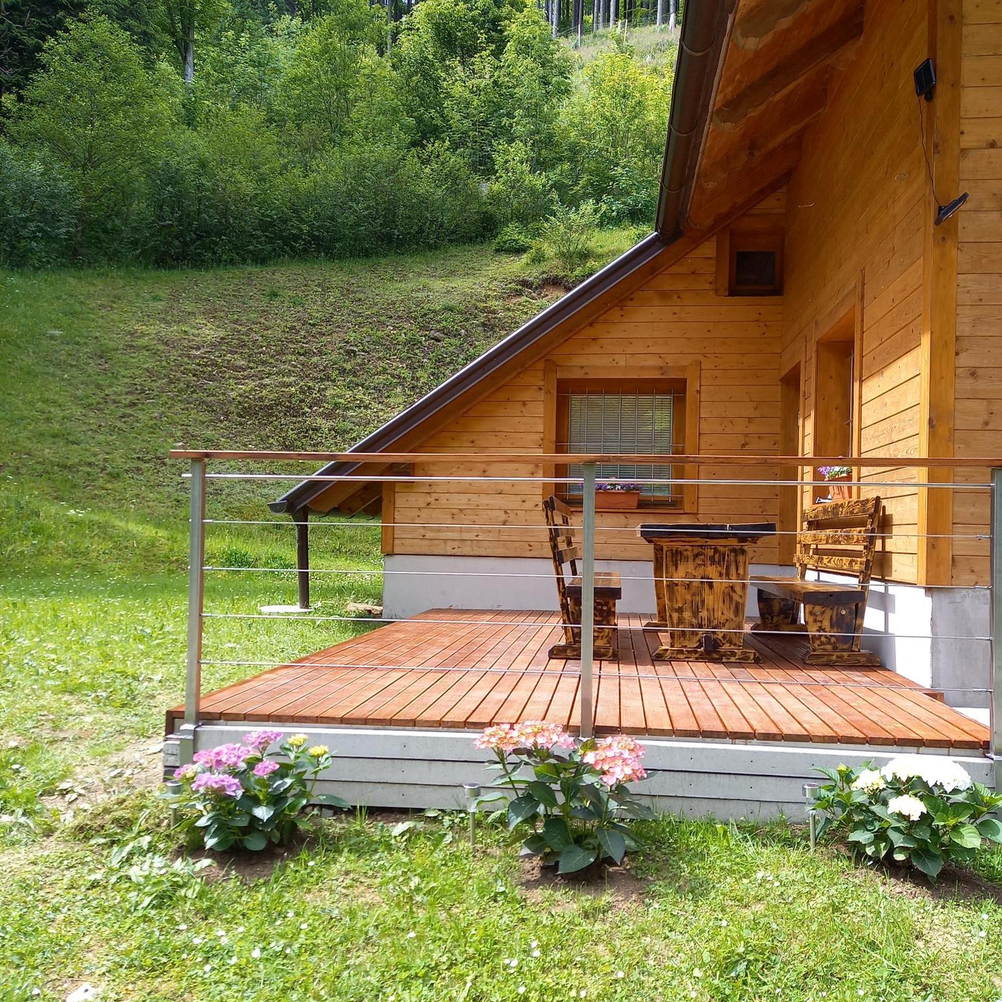 Hisa Lunna - Apartments In A Forest Paradise Vitanje Esterno foto